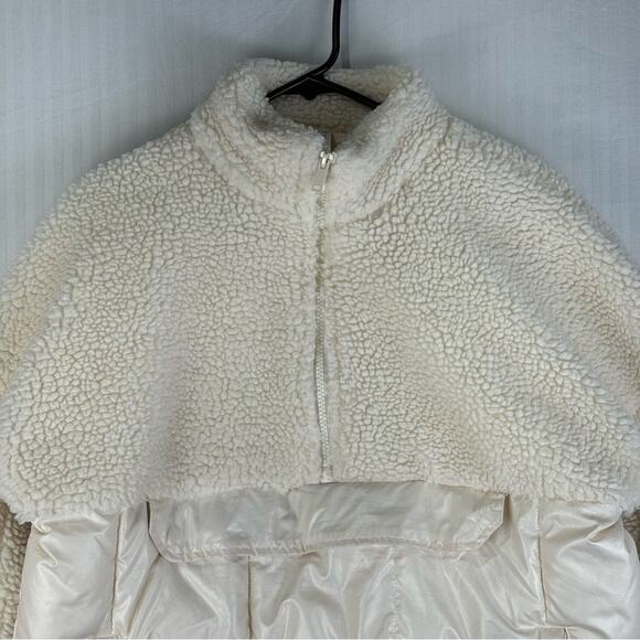 Fabletics Nelly White Sherpa Fleece Pullover Women’s Size Medium Half Zip Sporty - Picture 2 of 10